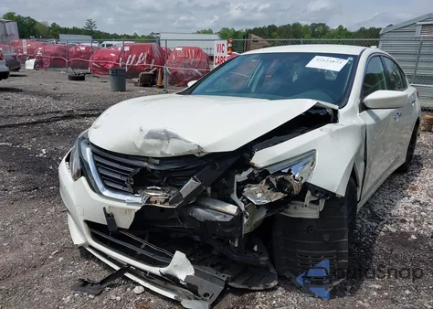 2017 Nissan Altima 2.5 S из США, поврежденный, VIN 1N4AL3APXHC233988